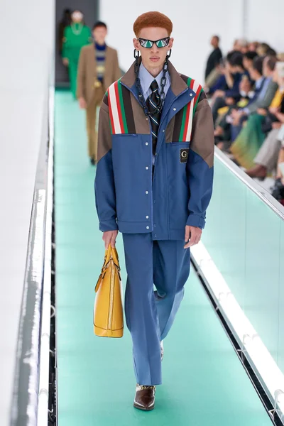 Look 59
